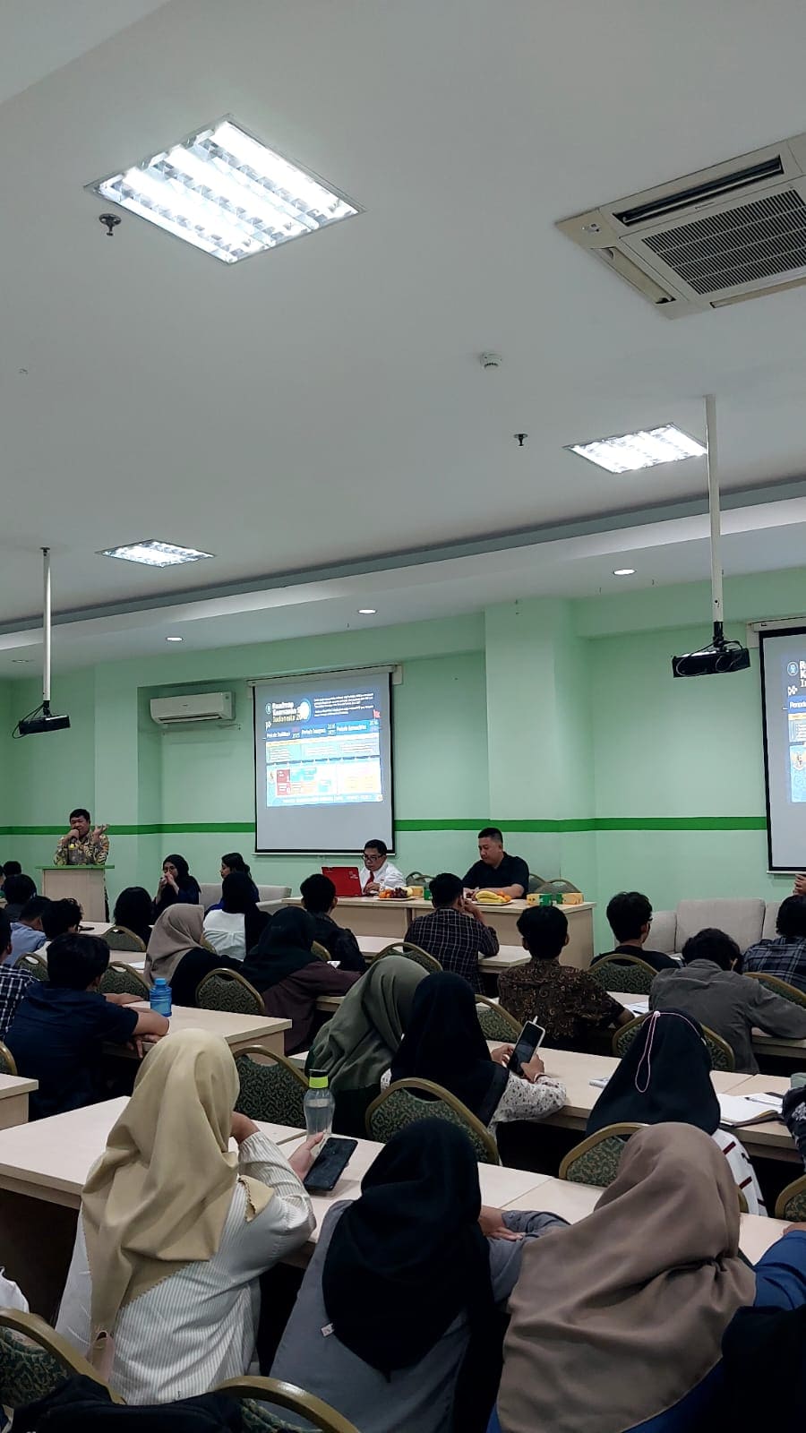 UNIVERSITAS BINA INSANI